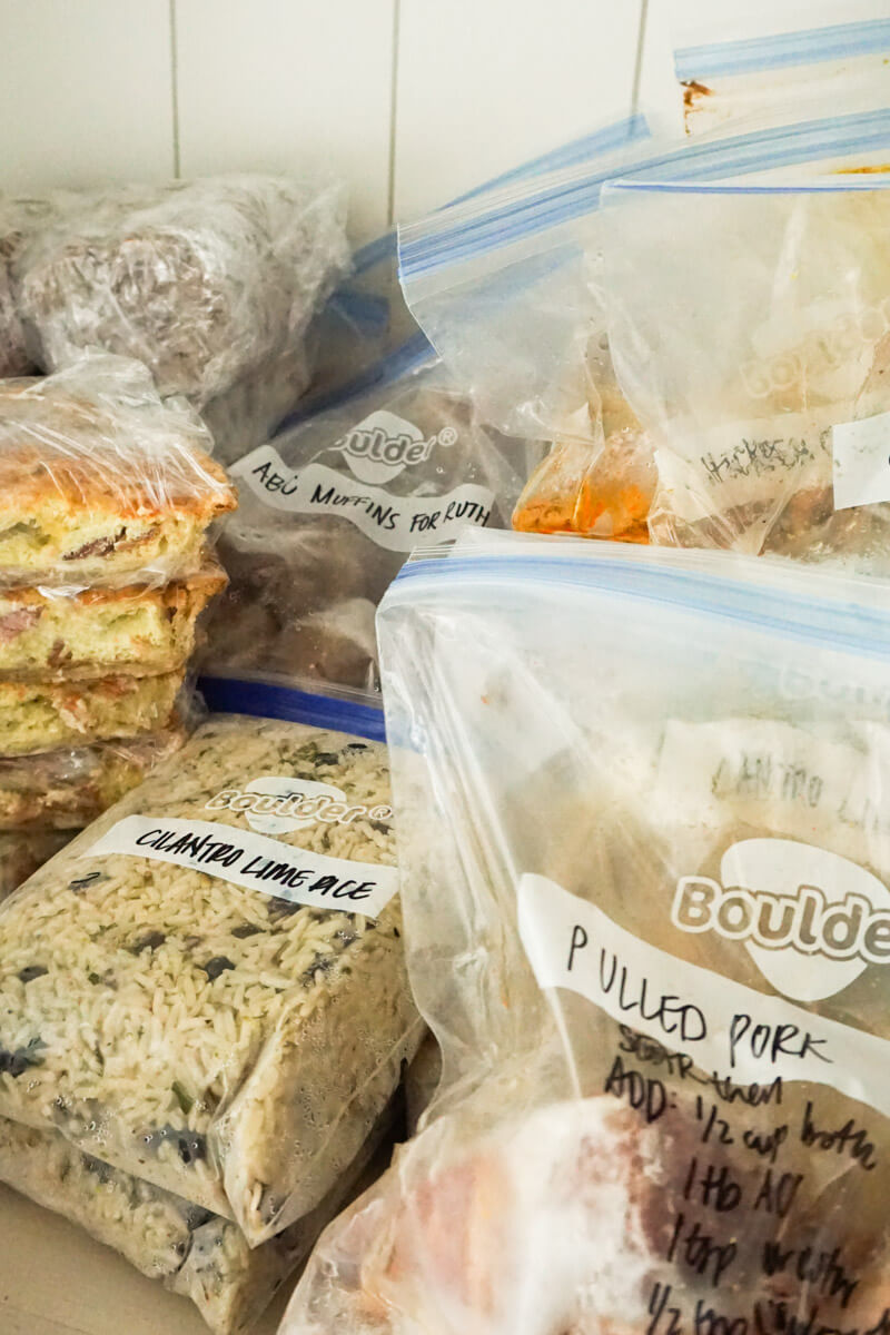 postpartum meal prep list with breakfast lunch and dinner